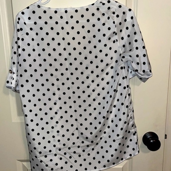 Everly Polka Dot Blouse Size Small - Picture 4 of 7